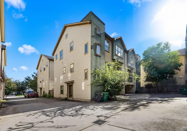 44th image of 932 W 26th St #B, Houston, TX 77008 | MLS# 16664505