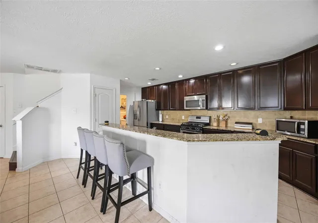 Photo 3 of Townhouse for sale at 15338 Trinity Meadow Dr, Missouri City, TX 77489 | MLS# 10536187 | Listing updated on 2026-08-06