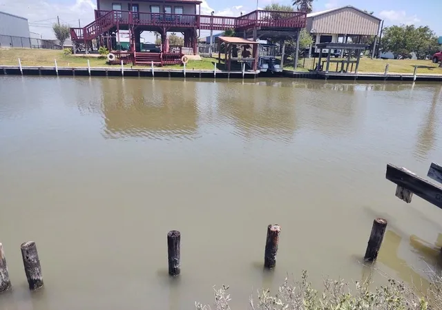 3rd image of 94 Neptune, Bay City, TX 77414 | MLS# 86746507