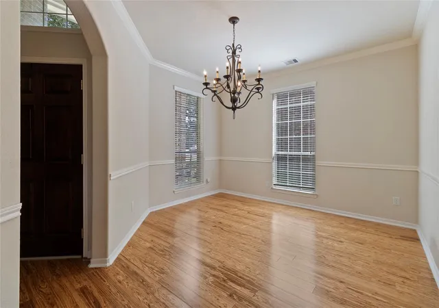 Photo 3 of Single family home for sale at 1740 N Meridian Greens Dr, Dickinson, TX 77539 | MLS# 37119302 | Listing updated on 2026-09-11