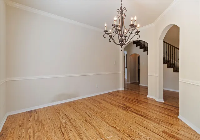 Photo 3 of Single family home for sale at 1740 N Meridian Greens Dr, Dickinson, TX 77539 | MLS# 37119302 | Listing updated on 2026-09-11