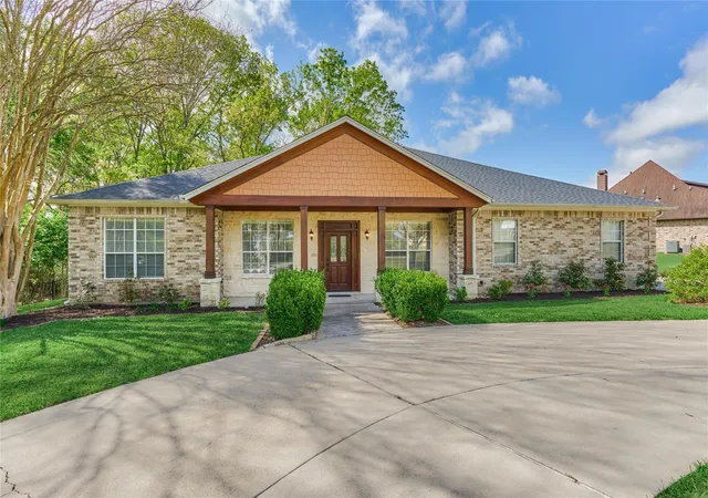 Photo 1 of Sale Pending at 19959 Peel Rd, Montgomery, TX 77356 | MLS# 66080085 | Listing updated on 2026-09-14