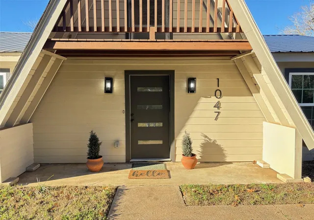 3rd image of 1047 Dungens Mill Rd, Columbus, TX 78934 | MLS# 57999271