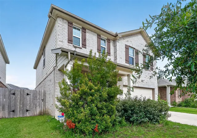 Photo 3 of Single family home for sale at 7518 Evitale Way, Houston, TX 77049 | MLS# 98236742 | Listing updated on 2026-08-08