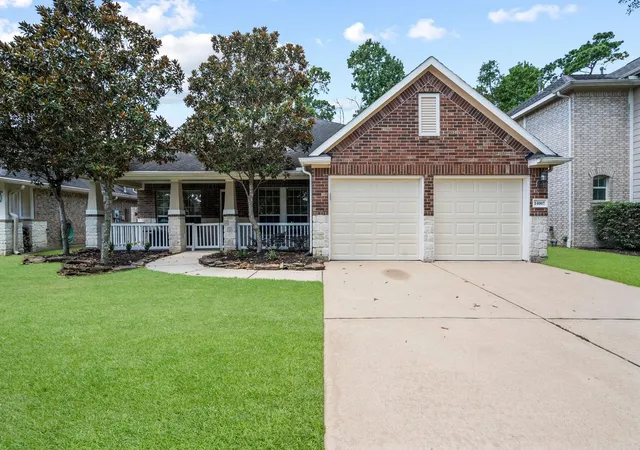 Photo 2 of Sale Pending at 14007 Albany Springs Ln, Houston, TX 77044 | MLS# 71407561 | Listing updated on 2026-08-19