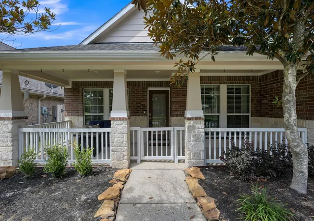 Photo 3 of Sale Pending at 14007 Albany Springs Ln, Houston, TX 77044 | MLS# 71407561 | Listing updated on 2026-08-19