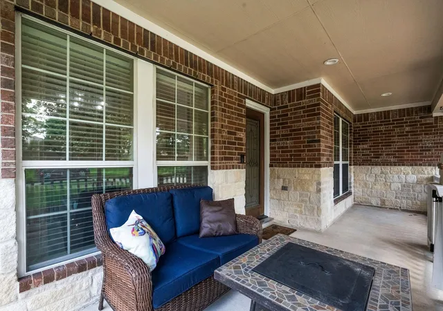 Photo 4 of Sale Pending at 14007 Albany Springs Ln, Houston, TX 77044 | MLS# 71407561 | Listing updated on 2026-08-19