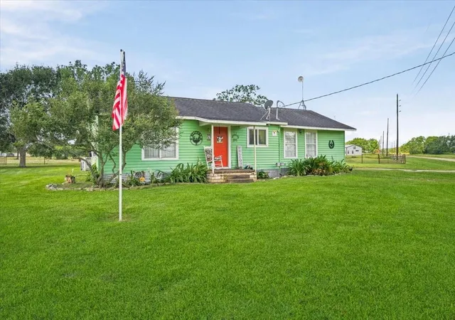 Homes for sale in Wallis, TX | 765 Norcross Rd, Wallis, TX 77485 | MLS# 10069876