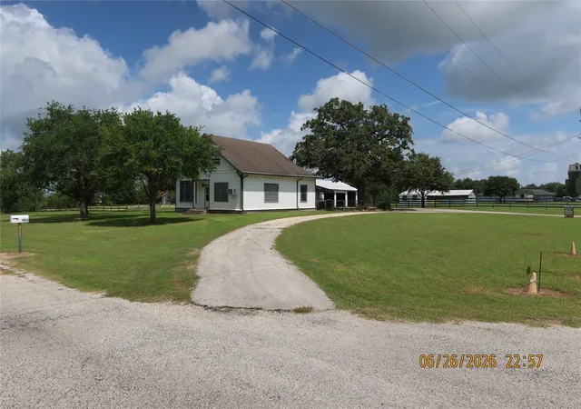 Homes for sale in Schulenburg, TX | 1413 N Main St, Schulenburg, TX 78956 | MLS# 59056015
