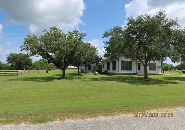 Homes for sale in Schulenburg, TX | 1413 N Main St, Schulenburg, TX 78956 | MLS# 59056015