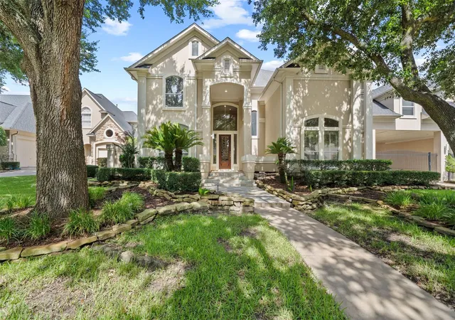 1st image of 6 Epernay Pl, Jersey Village, TX 77040 | MLS# 21218374