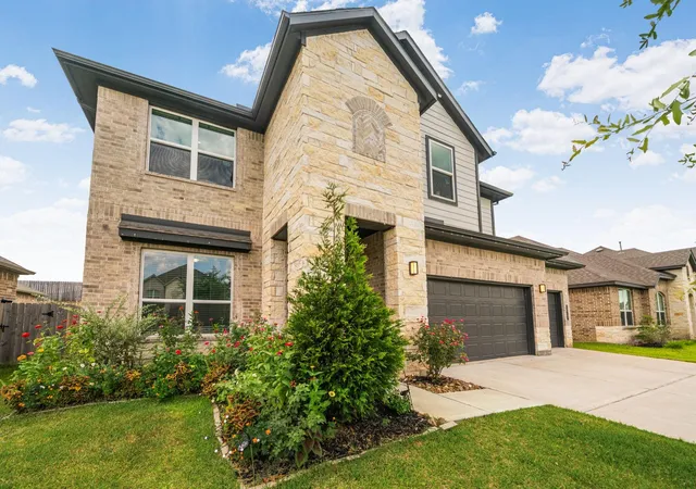 3rd image of 13745 Rising Sun Ln, Conroe, TX 77384 | MLS# 31633592