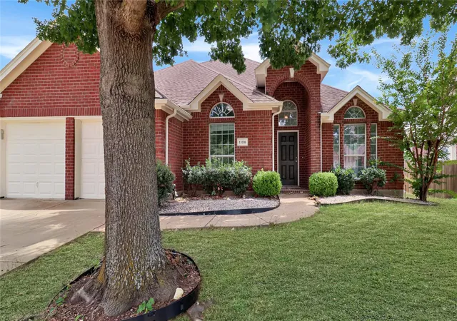 3rd image of 1106 Eastbrook Dr, Glenn Heights, TX 75154 | MLS# 46920034