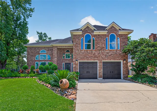Photo 2 of Sale Pending at 8422 Atascocita Lake Way, Humble, TX 77346 | MLS# 47311228 | Listing updated on 2026-09-16