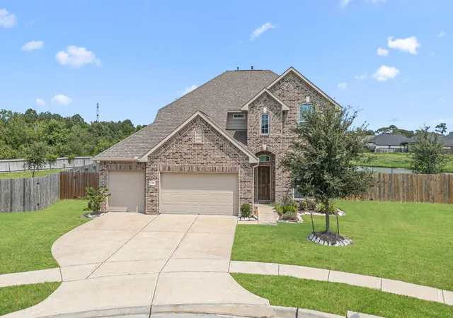 Photo 1 of Sale Pending at 341 Burgundy Dr, Alvin, TX 77511 | MLS# 68265704 | Listing updated on 2026-09-16