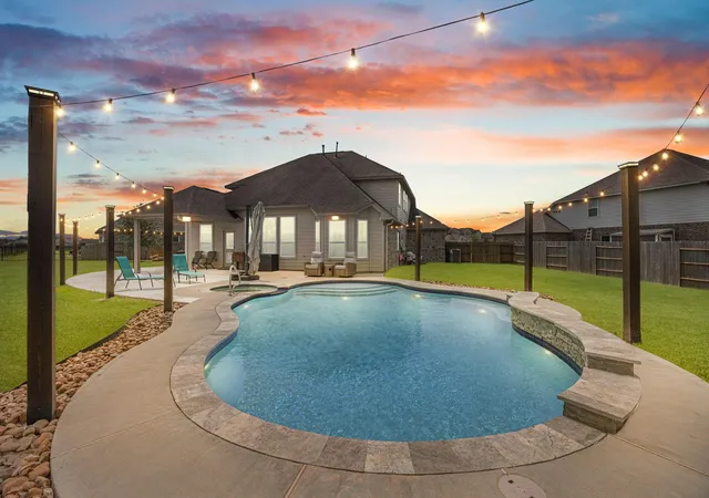 Photo 2 of Sale Pending at 341 Burgundy Dr, Alvin, TX 77511 | MLS# 68265704 | Listing updated on 2026-09-16