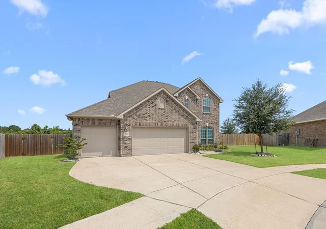 Photo 3 of Sale Pending at 341 Burgundy Dr, Alvin, TX 77511 | MLS# 68265704 | Listing updated on 2026-09-16