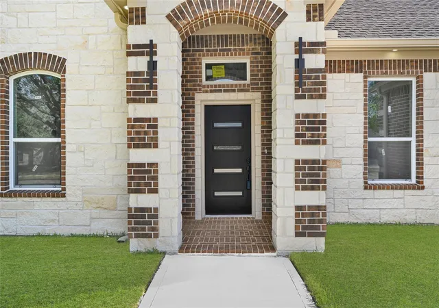 Homes for sale in Baytown, TX | 4118 Bear Creek Tr, Baytown, TX 77521 | MLS# 63449889