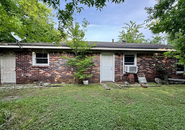 Photo 4 of Single family home for sale at 3917 Willow Springs Ln, Houston, TX 77080 | MLS# 56284626 | Listing updated on 2026-08-06