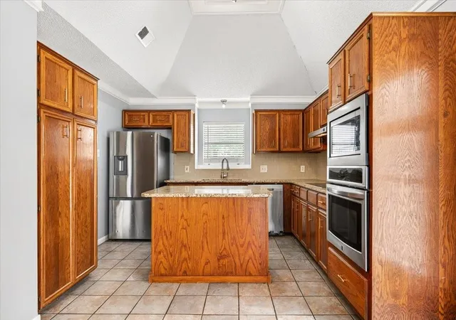 Photo 3 of Single family home for sale at 6709 Whitewing Dr, Corpus Christi, TX 78413 | MLS# 81250413 | Listing updated on 2026-08-29