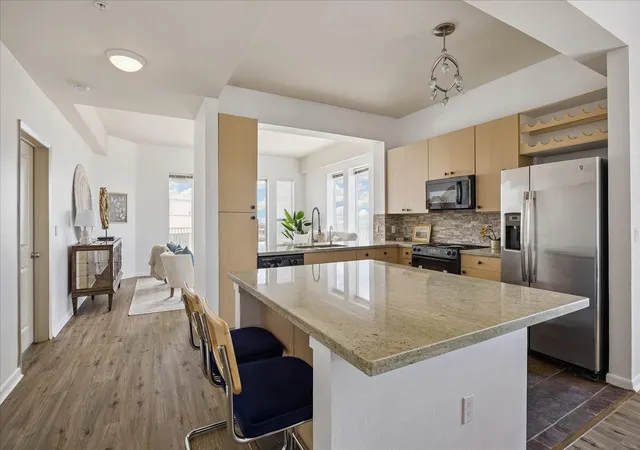 4th image of 3505 Sage Rd #2810, Houston, TX 77056 | MLS# 5403478