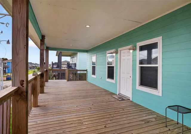 Photo 4 of Single family home for sale at 971 Meynig Dr, Port Bolivar, TX 77650 | MLS# 97503639 | Listing updated on 2026-08-12