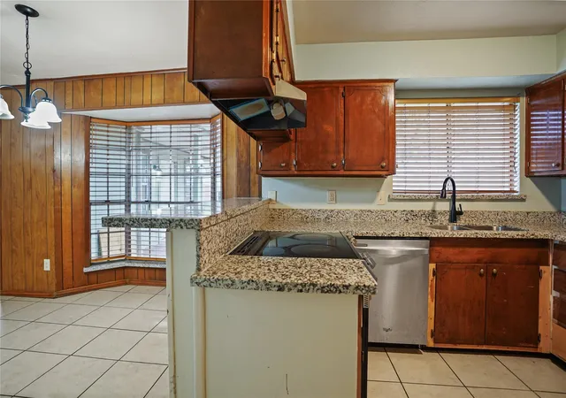 Homes for sale in Houston, TX | 623 Rockbrook Dr, Houston, TX 77015 | MLS# 26294297