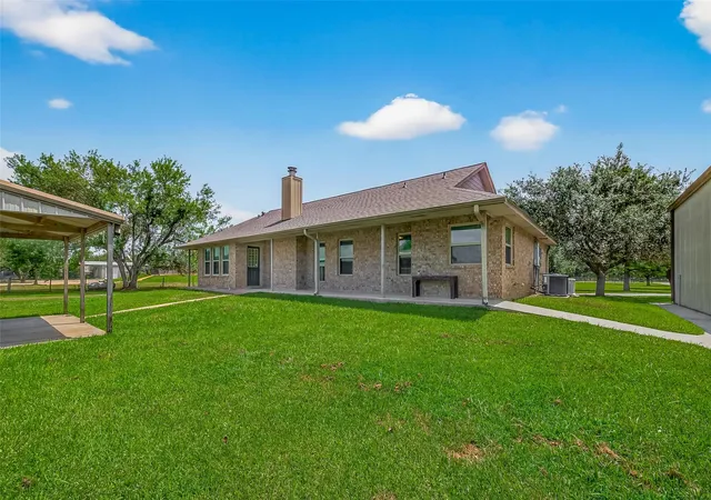 4th image of 1030 Ginger St, Santa Fe, TX 77517 | MLS# 5890700