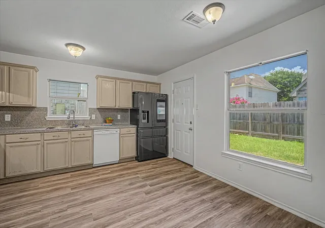 5th image of 8010 Fox Street Street, Baytown, TX 77523 | MLS# 23369474