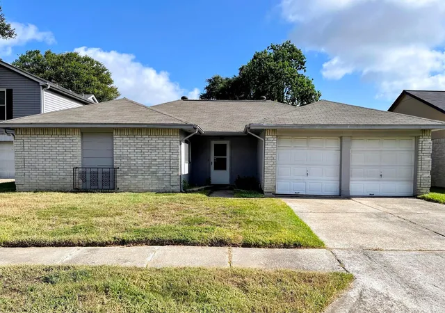 Photo 1 of Single family home for sale at 4826 Lost Lake Ln, Spring, TX 77388 | MLS# 10440783 | Listing updated on 2026-09-15