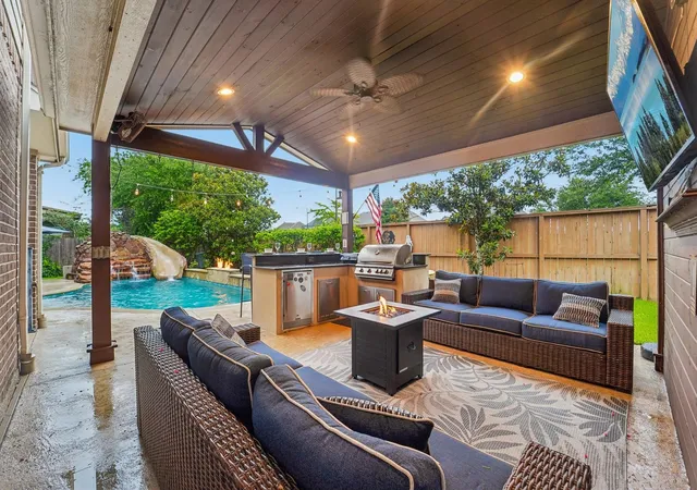 1st image of 2917 Auburn Creek Ln, League City, TX 77573 | MLS# 11269261