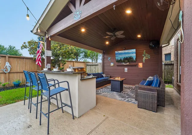 3rd image of 2917 Auburn Creek Ln, League City, TX 77573 | MLS# 11269261