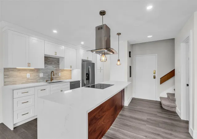 Photo 3 of Condo for sale at 2333 Bering Dr #A102, Houston, TX 77057 | MLS# 39403481 | Listing updated on 2026-07-28