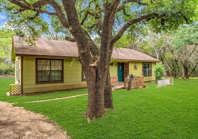 3rd image of 177 Highline Rd, Valley Mills, TX 76689 | MLS# 32114496