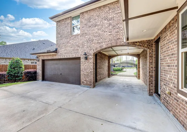 Photo 3 of Sale Pending at 13803 Oak Fair Bnd, Cypress, TX 77429 | MLS# 56051743 | Listing updated on 2026-09-18