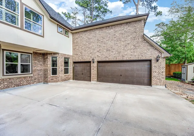 Photo 4 of Sale Pending at 13803 Oak Fair Bnd, Cypress, TX 77429 | MLS# 56051743 | Listing updated on 2026-09-18