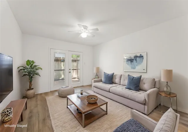 4th image of 12633 Memorial Dr #57, Houston, TX 77024 | MLS# 10480089
