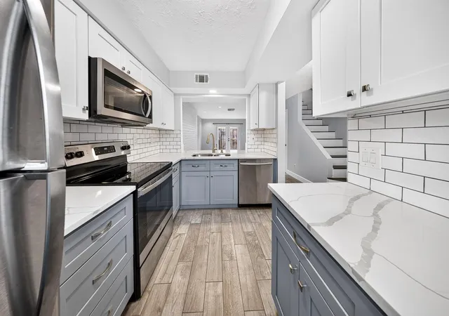 Photo 3 of Condo for sale at 1715 Moritz Dr #15, Houston, TX 77055 | MLS# 48036306 | Listing updated on 2026-07-22