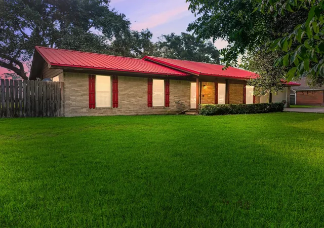 Homes for sale in Beaumont, TX | 10922 Glen Oaks St, Beaumont, TX 77705 | MLS# 85361724