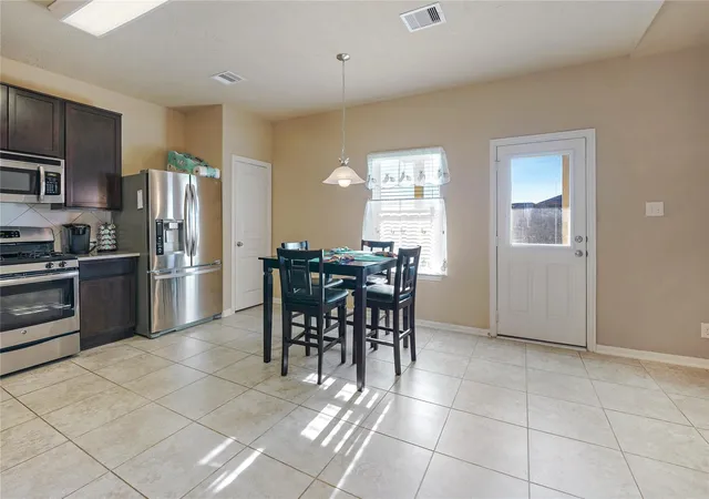 Photo 4 of Single family home for sale at 6939 Hazelnut Ln, Baytown, TX 77521 | MLS# 55176562 | Listing updated on 2026-08-01