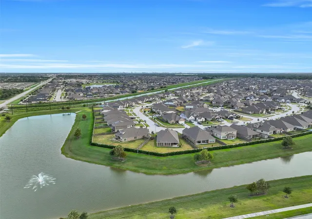 Photo 2 of Single family home for sale at 4827 Stoney Terrace Trl, Baytown, TX 77521 | MLS# 12549196 | Listing updated on 2026-08-28