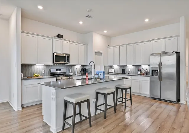 Photo 4 of Sale Pending at 4827 Stoney Terrace Trl, Baytown, TX 77521 | MLS# 12549196 | Listing updated on 2026-09-21