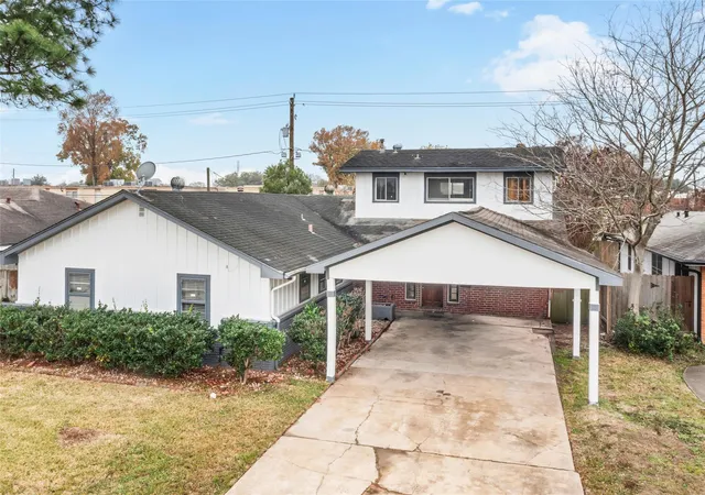 Homes for sale in Houston, TX | 8406 Glen Valley Dr, Houston, TX 77061 | MLS# 65439636
