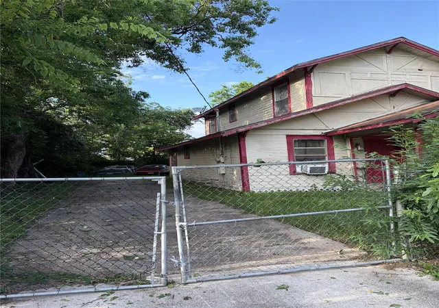 2nd image of 3605 Rebecca St, Houston, TX 77021 | MLS# 39442689