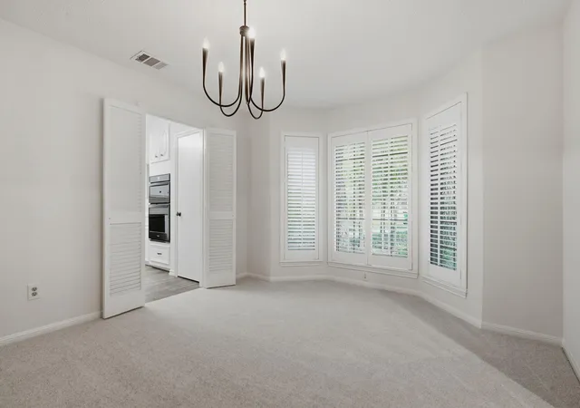 Photo 4 of Sale Pending at 9 N Havenridge Dr, Spring, TX 77381 | MLS# 65216401 | Listing updated on 2026-09-01