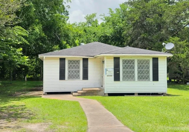 Homes for sale in Bay City, TX | 3222 Nolan Ave, Bay City, TX 77414 | MLS# 47575340