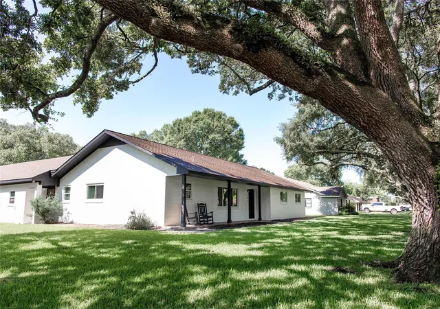 4th image of 503 Maxine, East Bernard, TX 77435 | MLS# 10218696