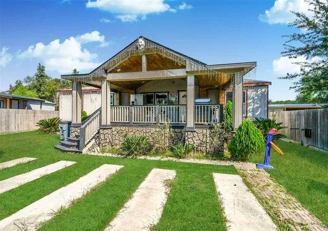 Photo 3 of Single family home for sale at 93 Road 5101, Cleveland, TX 77327 | MLS# 33226105 | Listing updated on 2026-05-08