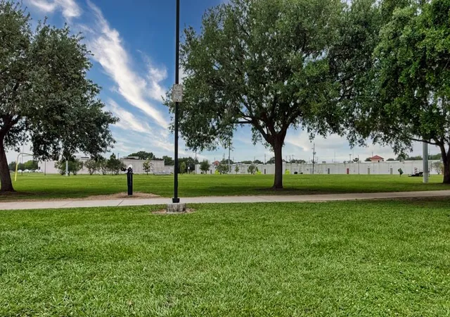 33rd image of 1311 Cowden Ct, Missouri City, TX 77489 | MLS# 73685379