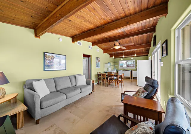 Photo 3 of Single family home for sale at 4202 Hardin Dr, Galveston, TX 77554 | MLS# 35986907 | Listing updated on 2026-09-20
